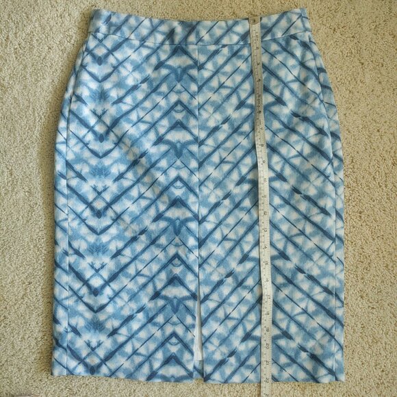 NWOT Banana Republic White Light Blue Dark Blue Front Slit Pencil Skirt (0 US) - Picture 8 of 13